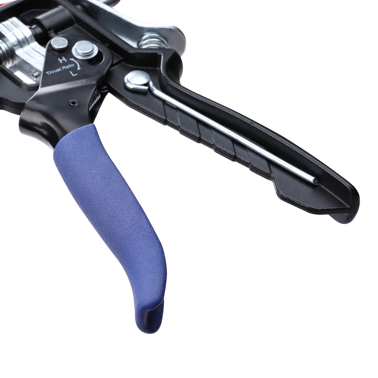 WORKPRO caulking gun 10oz cartridge fit simplifies standard projects.