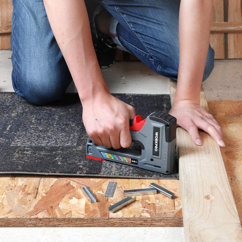 WORKPRO staple gun fastener types image lists T50, JT21, T25, and brads.