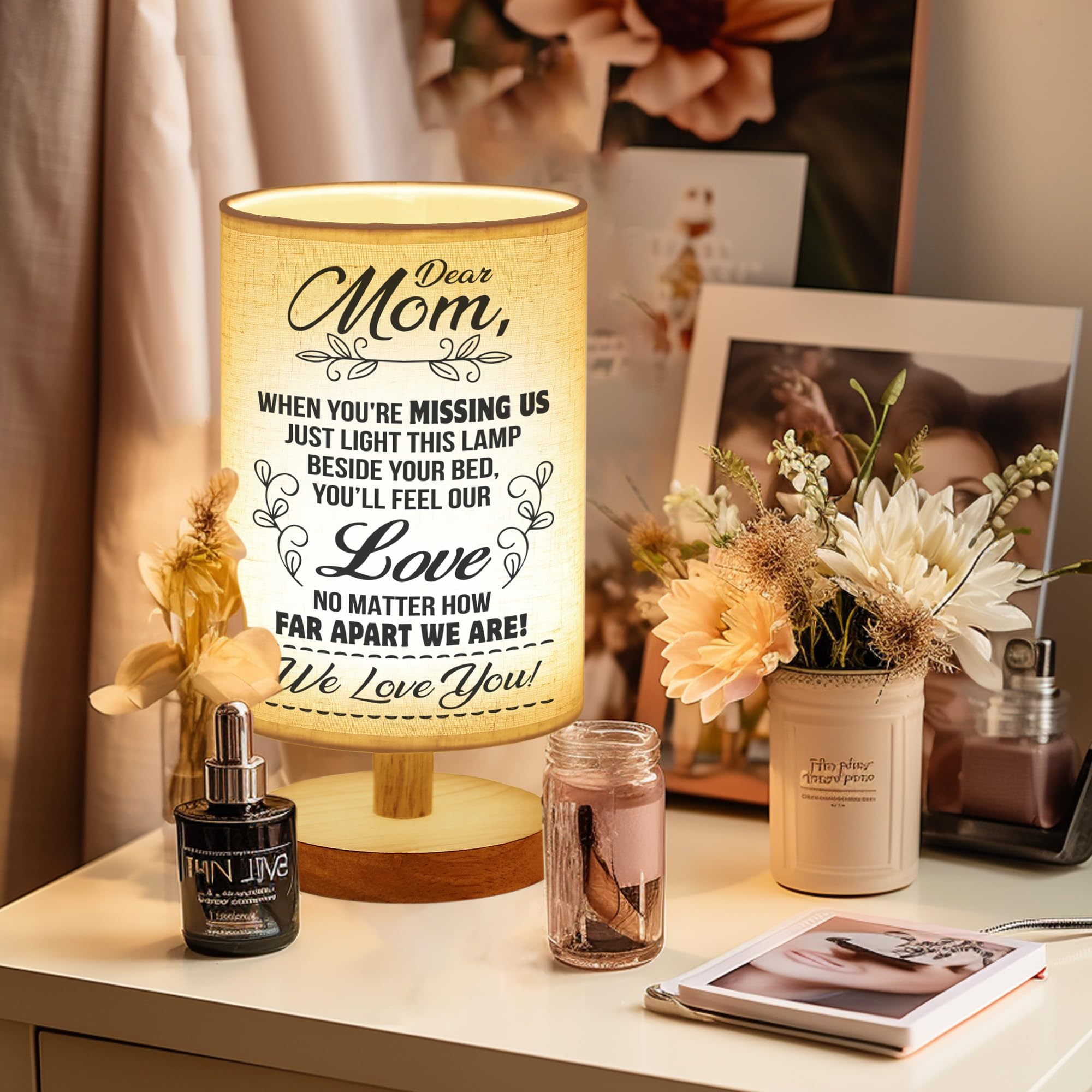 WSYEAR versatile decor lamp complements any room style