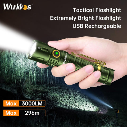 Wurkkos TD04 tail switch enables quick access in low light.