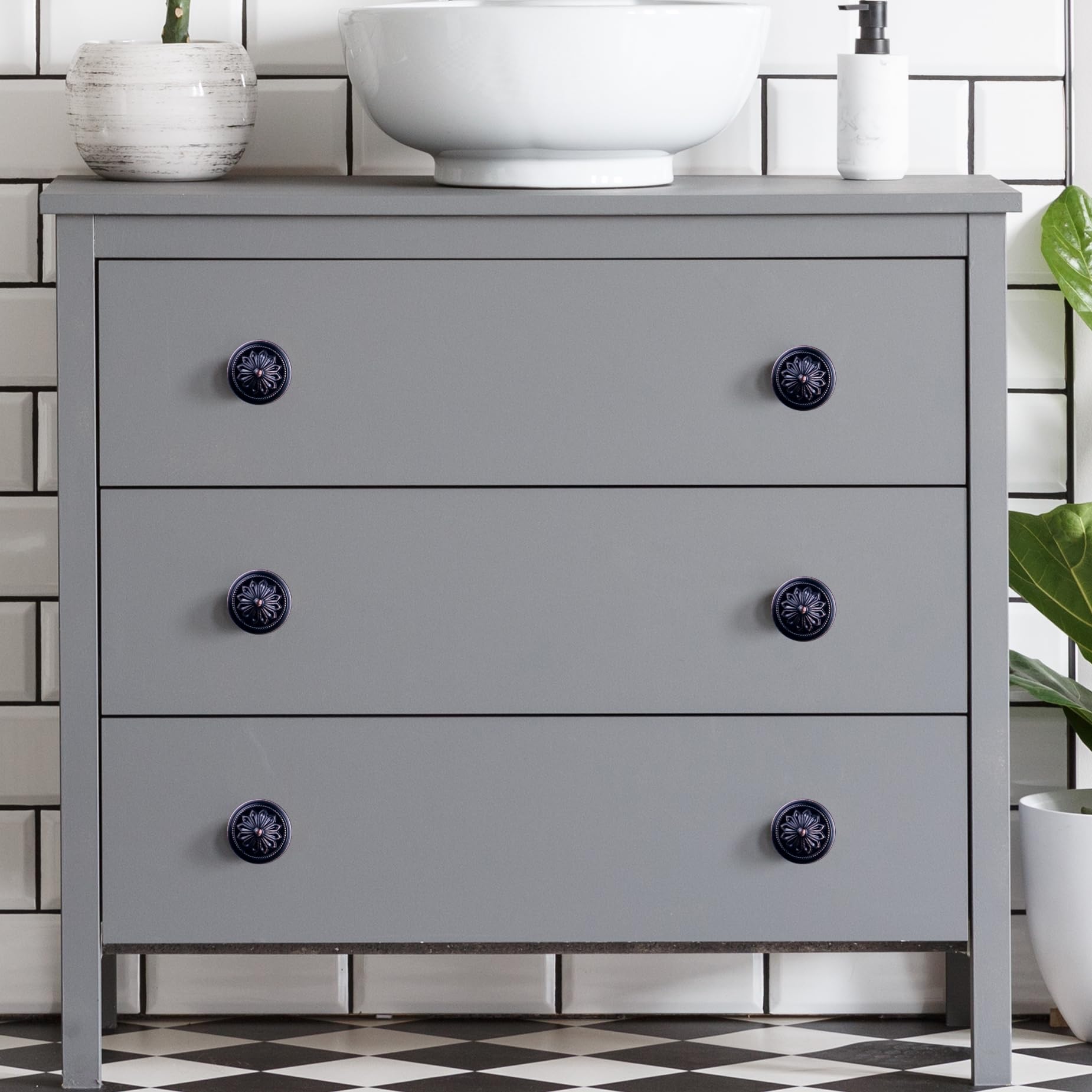 Xlroaafs bronze knob set complements cabinets and drawers with versatile finish.