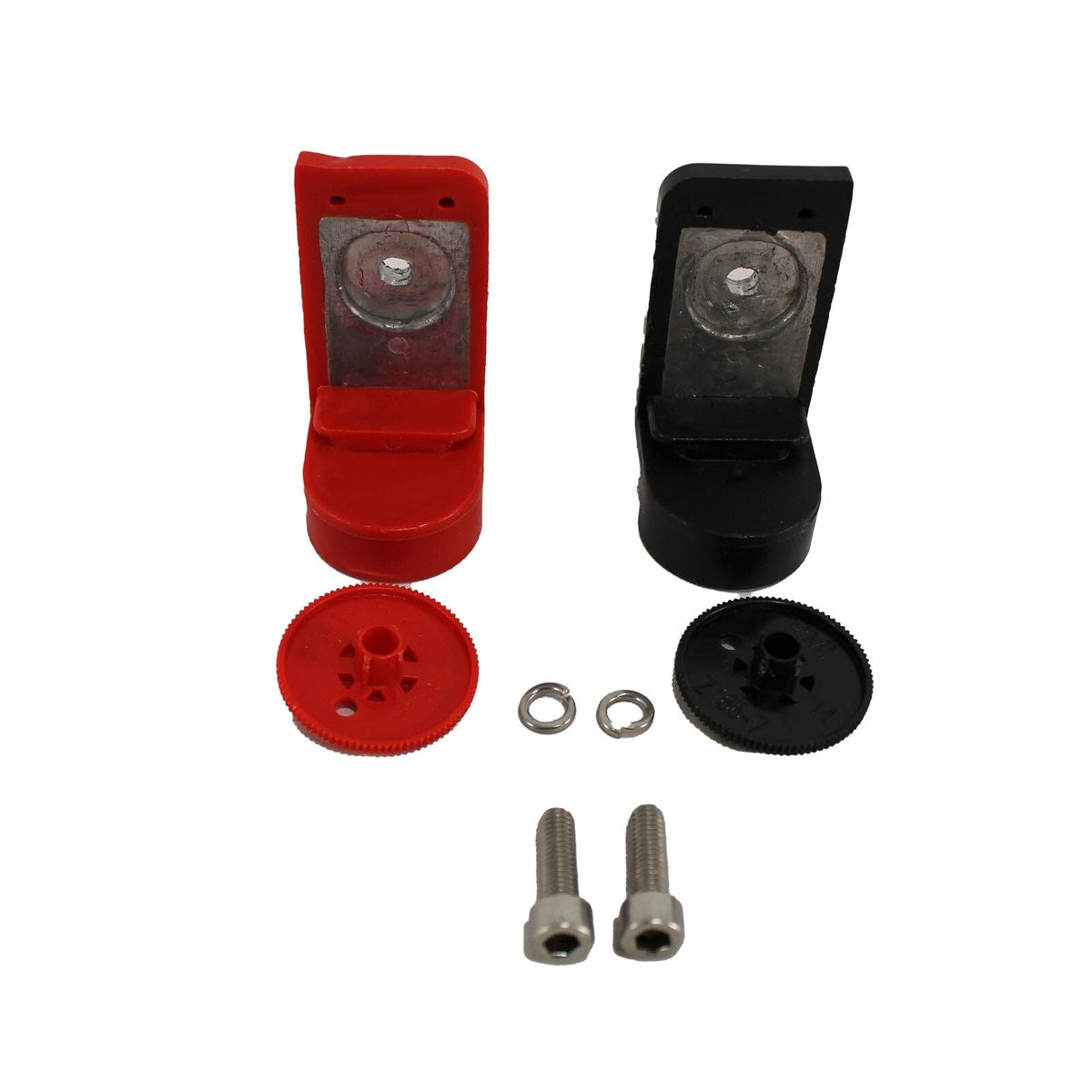 XS Power 551 battery adapter front view highlighting a compact, durable build for reliable mounting.