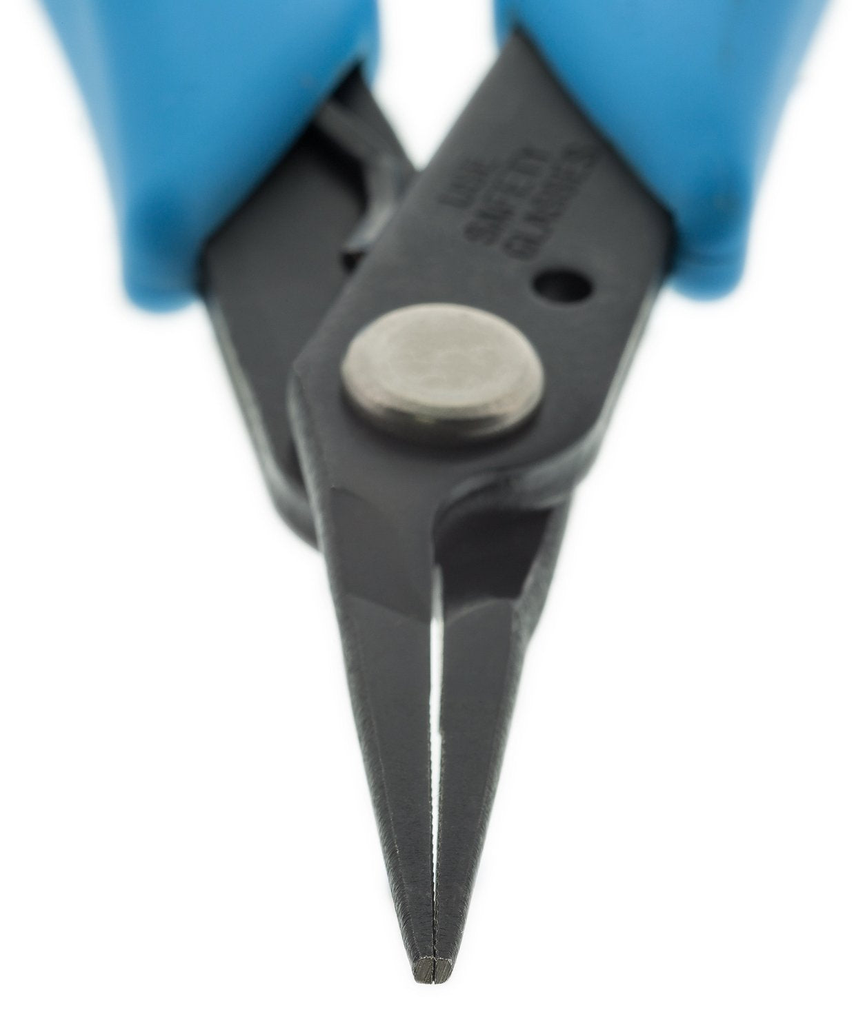 XURON 450S return-spring keeps repetitive work comfortable in electronics.