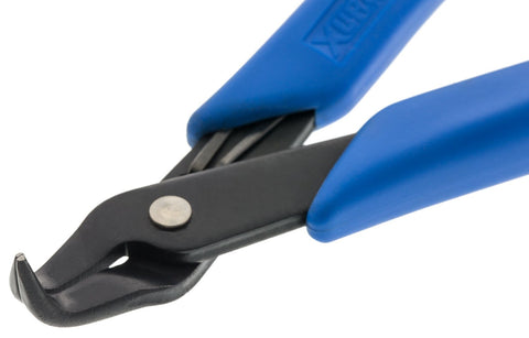 Xuron 486 90-degree nose enables natural wrist position for comfortable extended use.