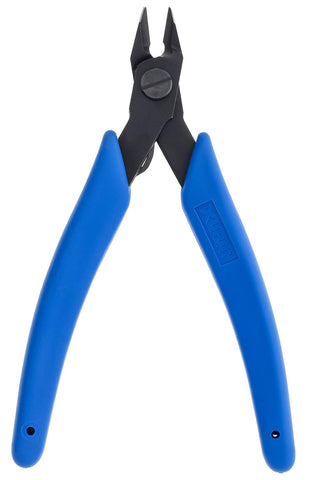 Xuron 9200 tapered-head Micro-Shear flush cutter for precise trimming of fine wires