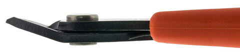 Xuron Maxi-Shear 2175 used in jewelry-making projects.