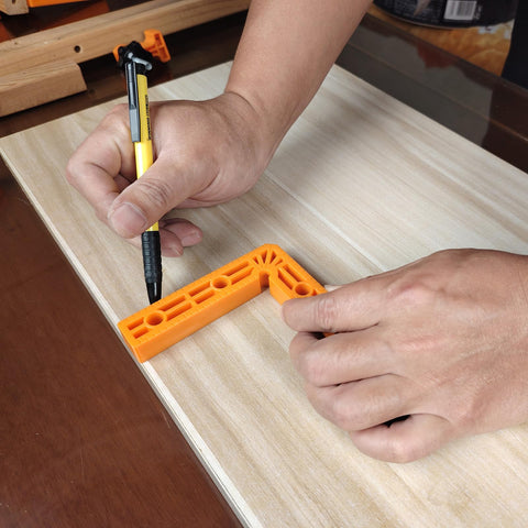 YANZI corner clamp set ensures accurate corners for drawers and boxes