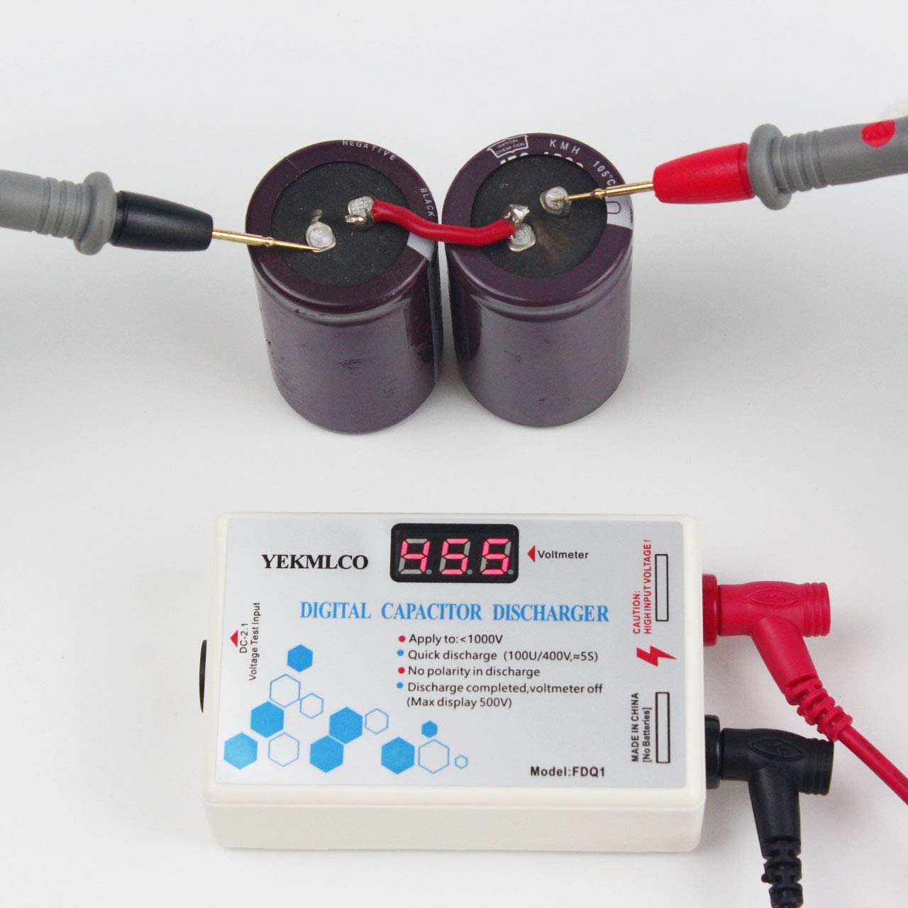 YEKMLCO FDQ1 display readout during voltage discharge operation.