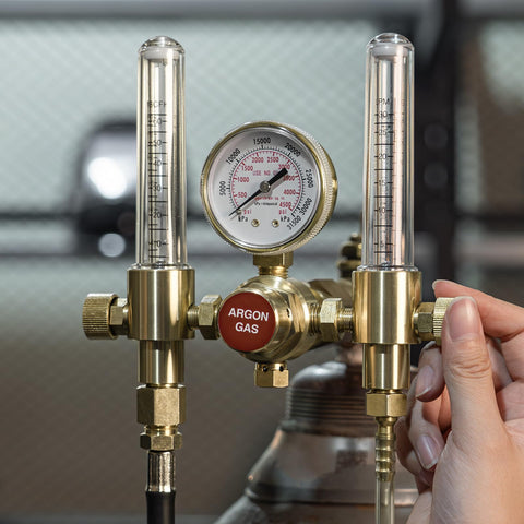 YESWELDER 0-4500 PSI gauge for accurate pressure monitoring