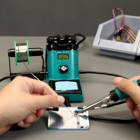 YIHUA 926 III desoldering pump for efficient component removal