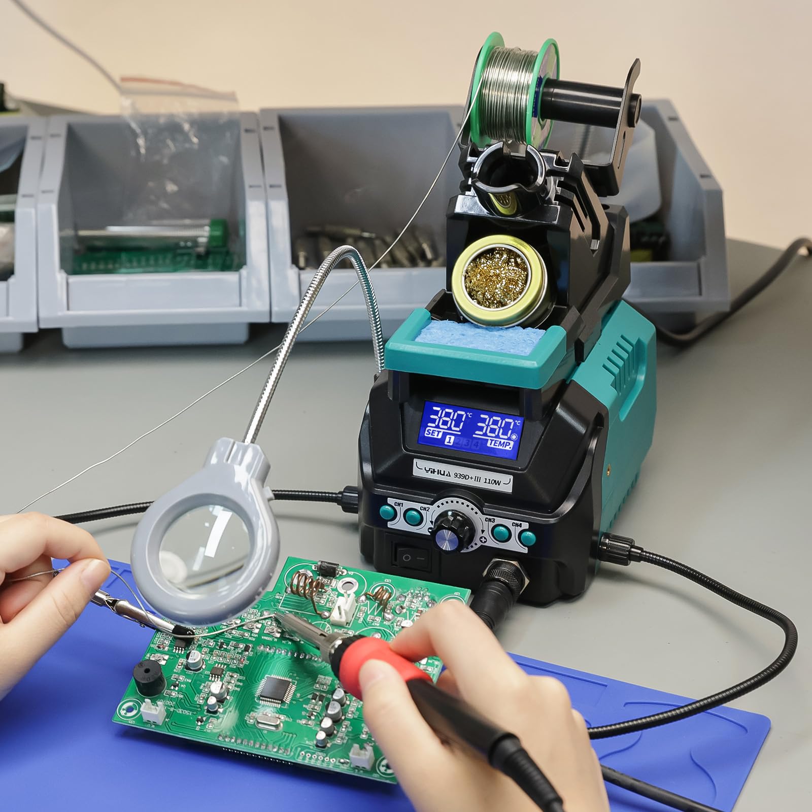 YIHUA 939D+ III EVO solder tips kit ready for versatile soldering tasks.