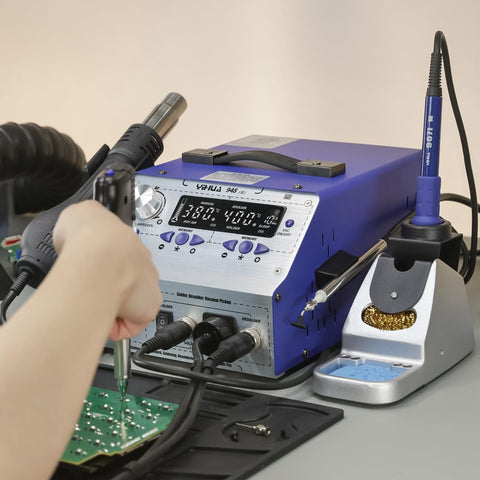 YIHUA 948-II included accessories let you start right away.