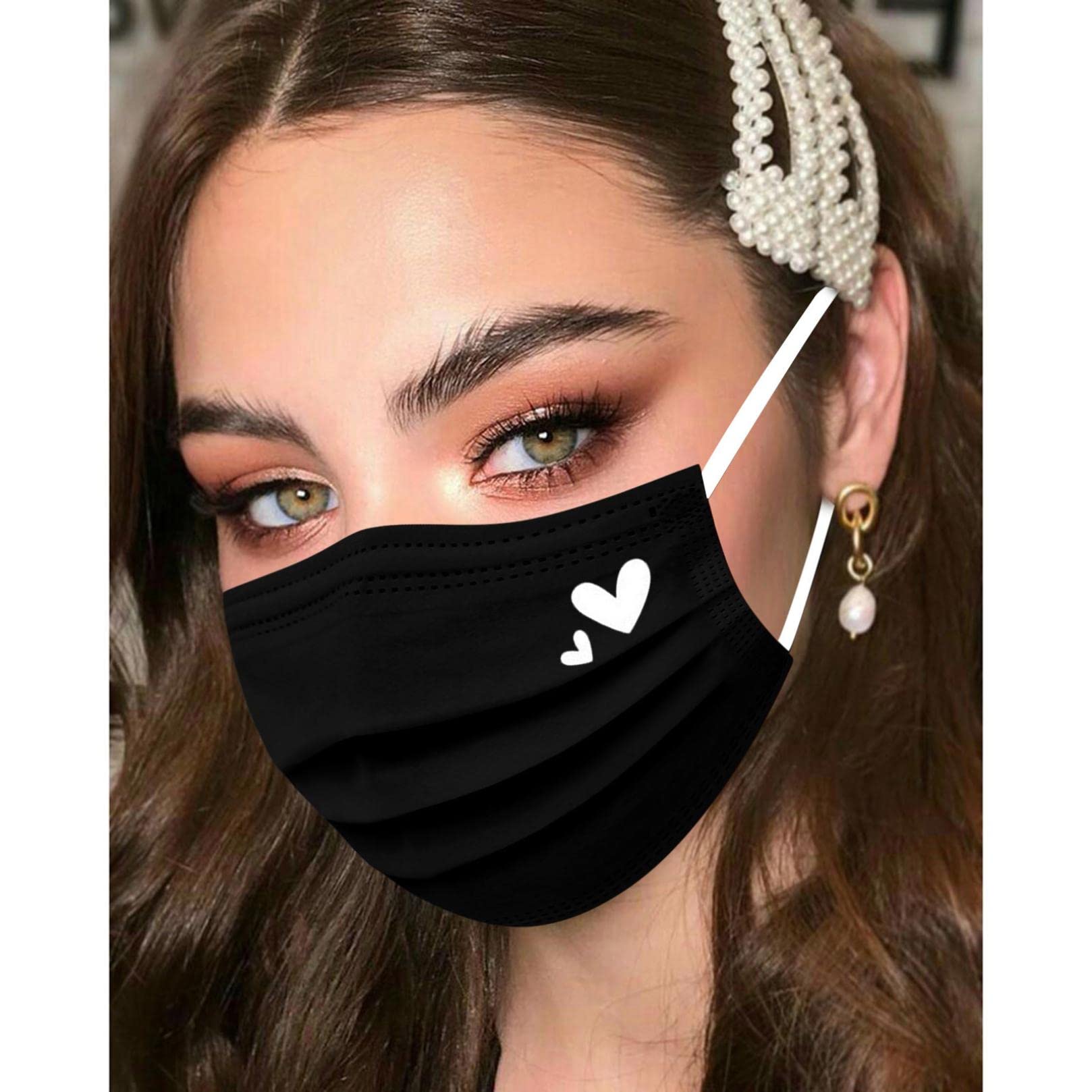 YOMEESOUL black heart print disposable mask with secure and comfortable fit