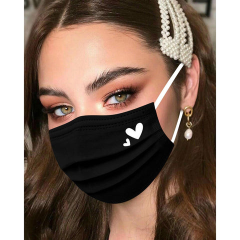 YOMEESOUL black heart print disposable mask with secure and comfortable fit