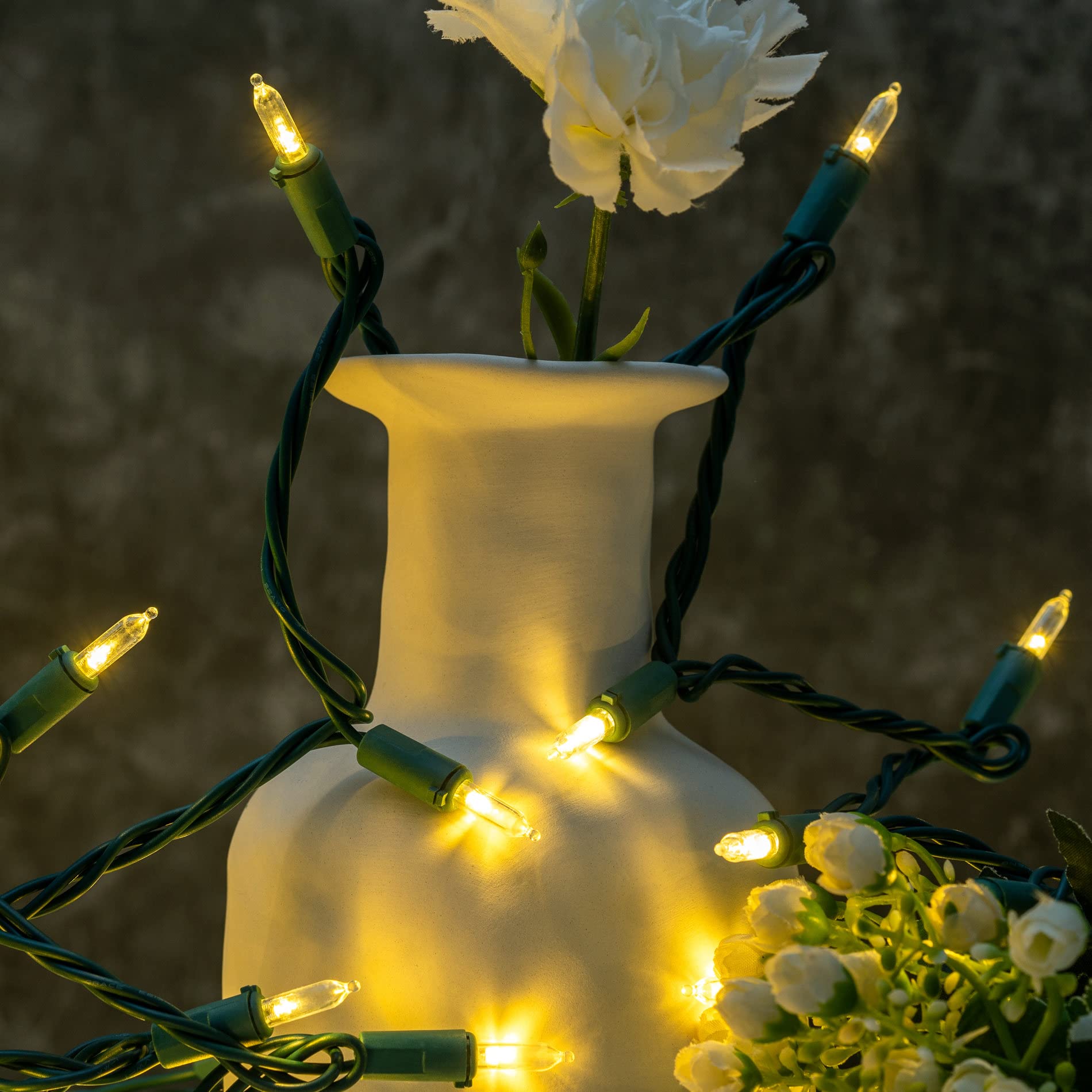 YULETIME warm-white mini bulbs with clear shells for classic charm