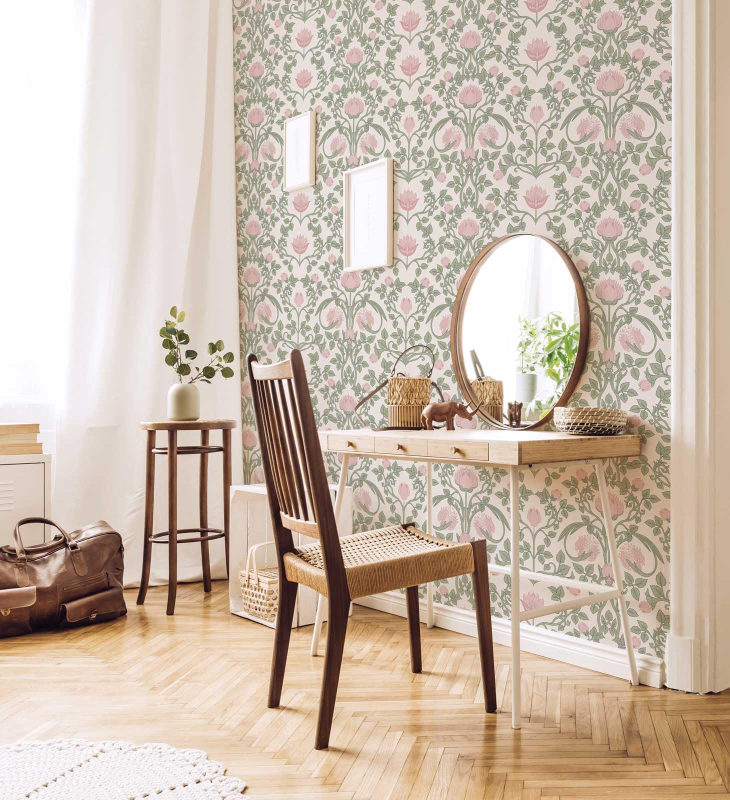 YXTII floral wallpaper pink adhesive removal shows clean walls