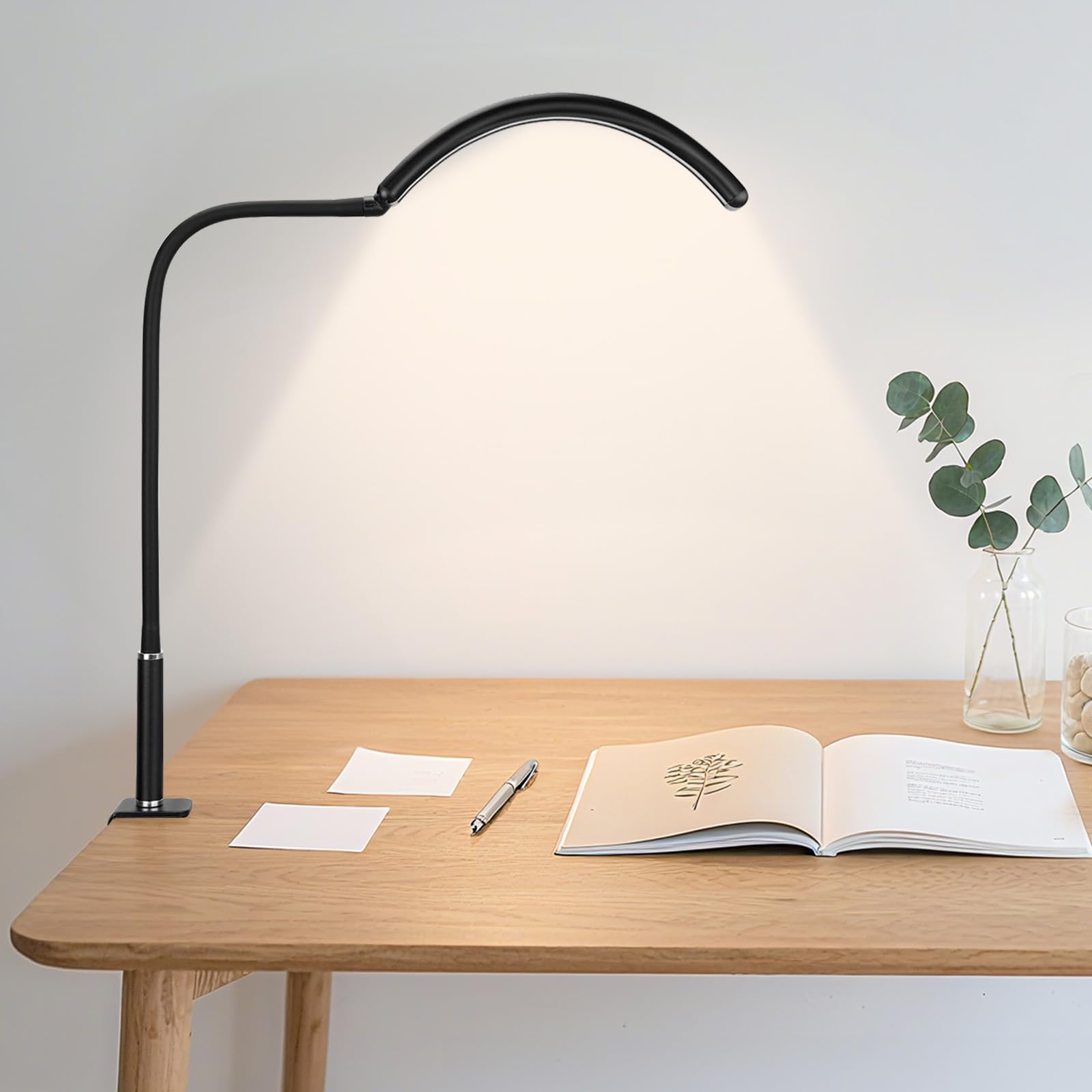 ZEKAHOV space-saving clamp design keeps desks tidy while you work.