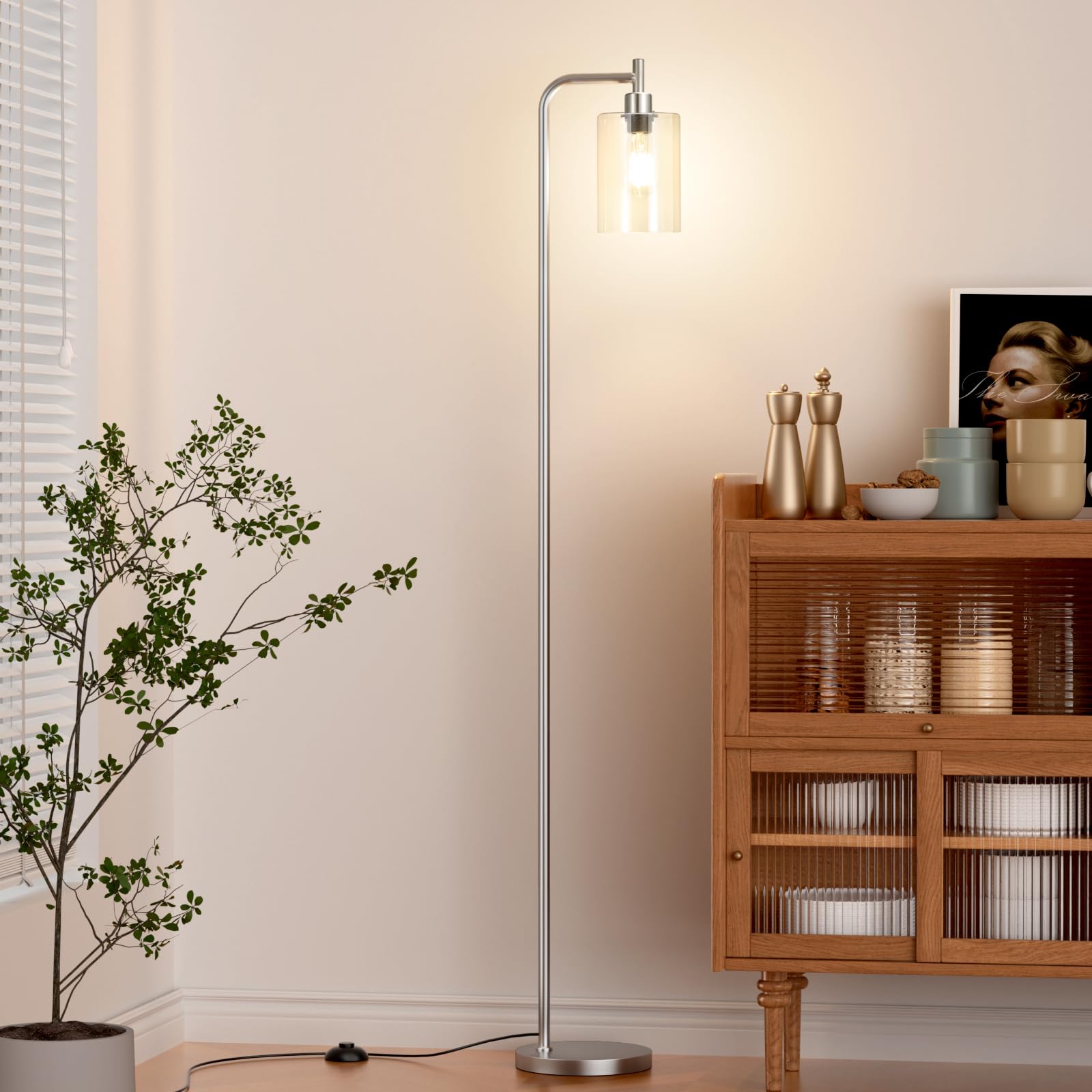 Ziisee easy-assembly lamp comes with clear instructions and quick setup.