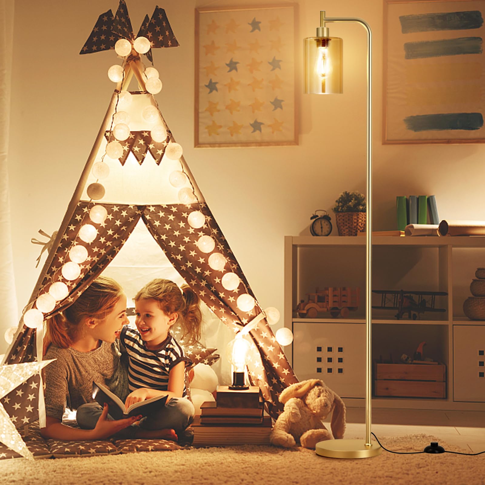 Ziisee industrial metal pole provides tall lighting for reading