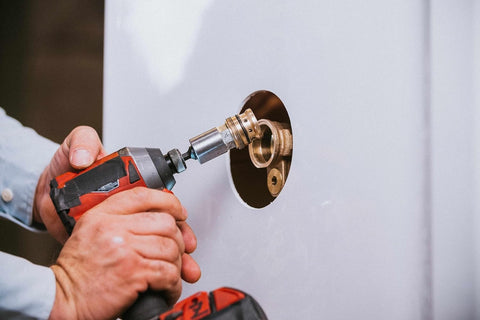 Zip Seat Extractor frees a stripped seat for quick fixes