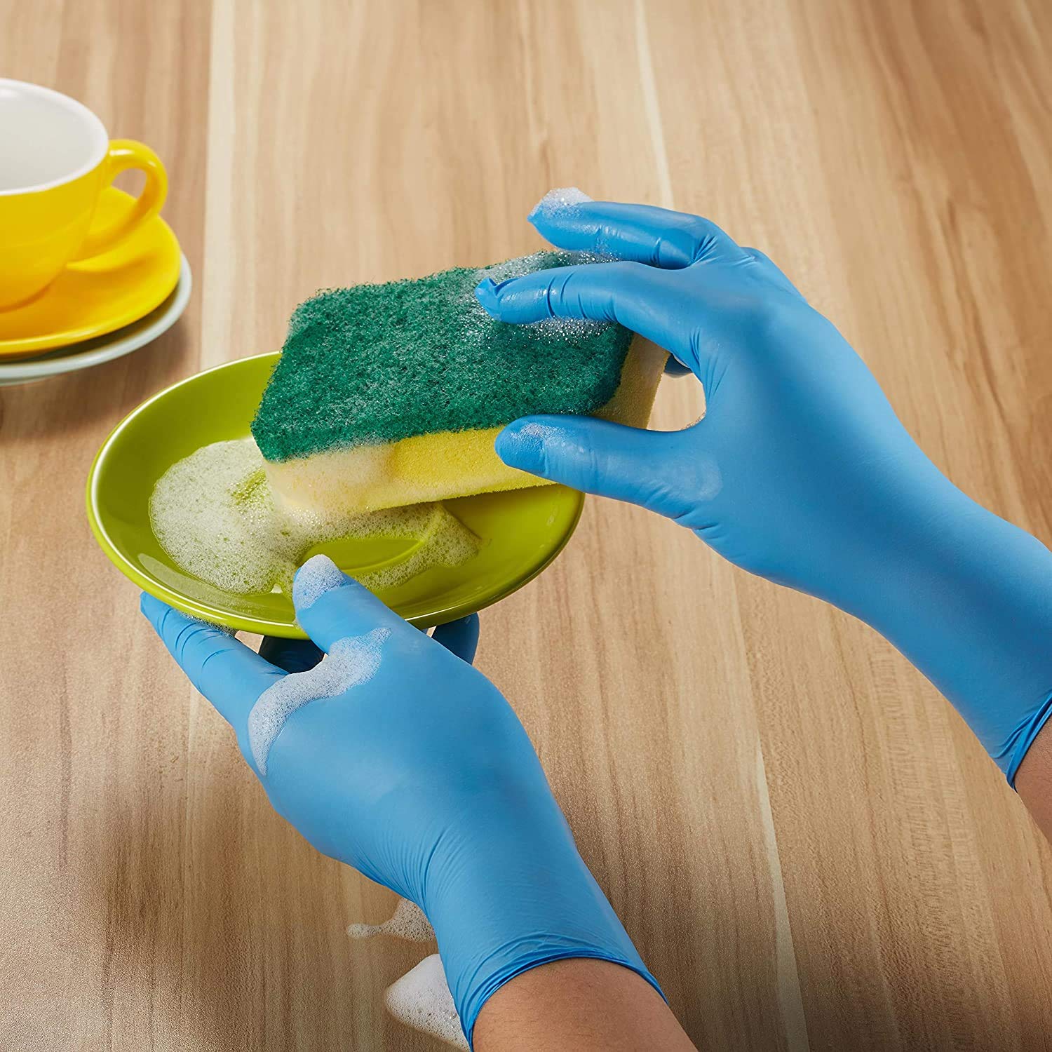 Zomchain nitrile kids gloves blue paint-friendly surface protects hands during arts.