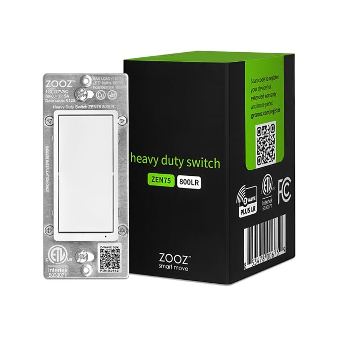 Zooz 800LR heavy-duty wall switch front view, durable Decora housing for reliable control.
